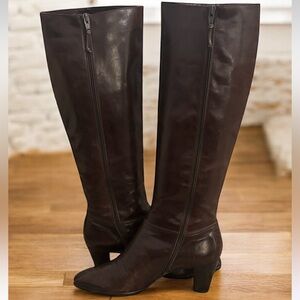 Vintage Salvatore Ferragamo Womens Knee -High Brown Leather Boots Size 9.5